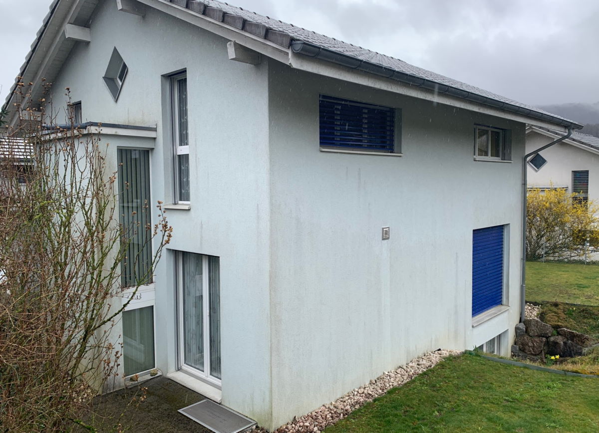 Malerarbeiten Fassadenrenovation von ROLE's Dienstleistungen, Rothrist im Kanton Aargau